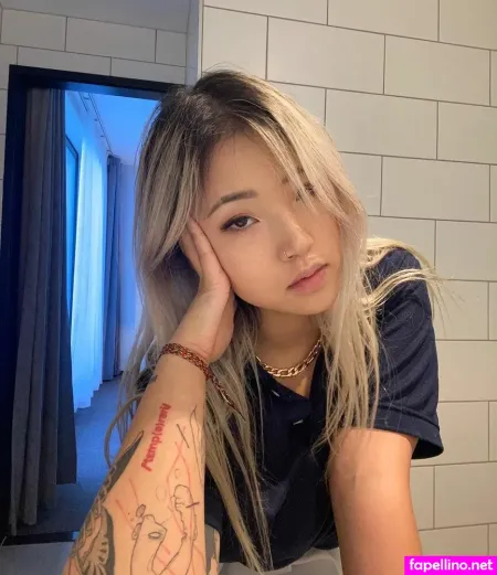 Michelle Pham OnlyFans Thumbnail #EhlaRRS7GK