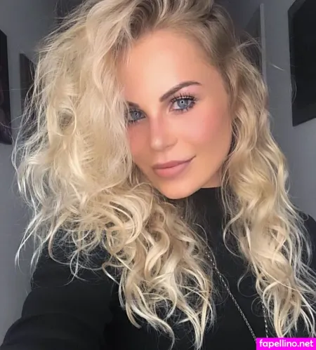 Michelle Schellhaas OnlyFans Thumbnail #ONOOfR0HLb