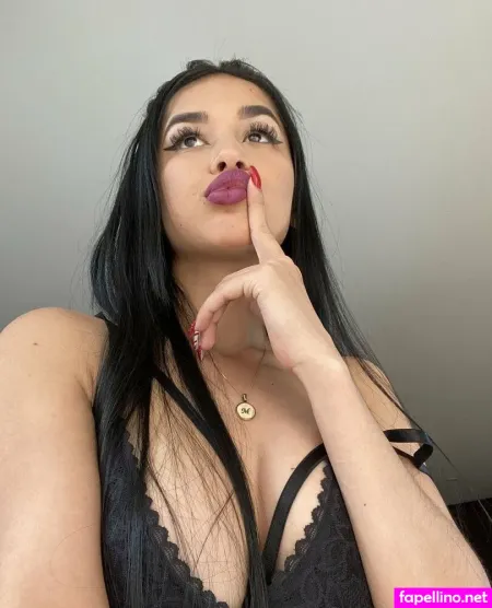 Michellebluefree OnlyFans Thumbnail #jmQQIgSuFY