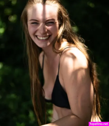 Michellee Pfeiffer OnlyFans Thumbnail #Urir6HOPA8