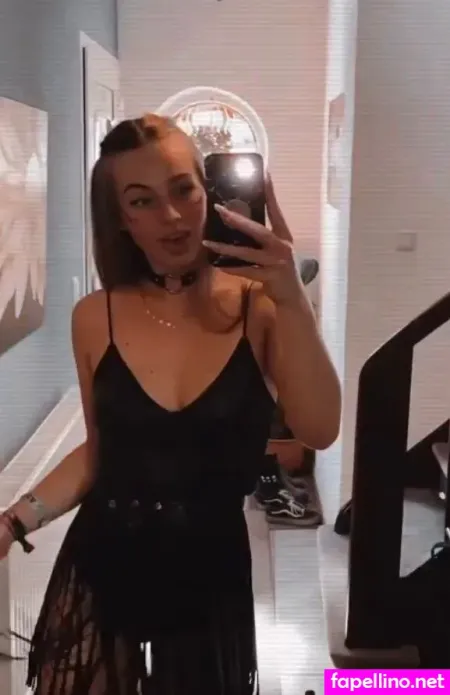 Michellee Pfeiffer OnlyFans Thumbnail #ZWvzOPOPI2