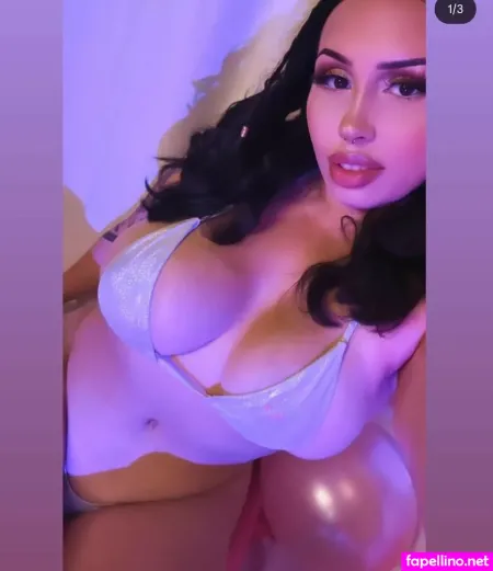 Michellekittyxo photo