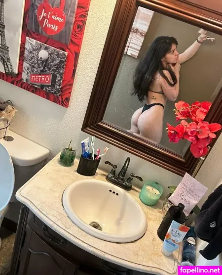 Michellellamascorona OnlyFans Thumbnail #uCo5CzNXpF