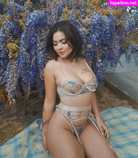 Michellen Cristina OnlyFans Thumbnail #OTvCABGQmr