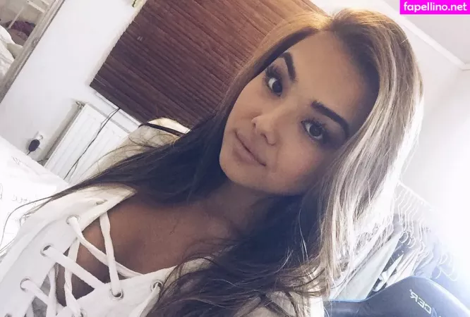 Micheller OnlyFans Thumbnail #zAYQm8fEbd