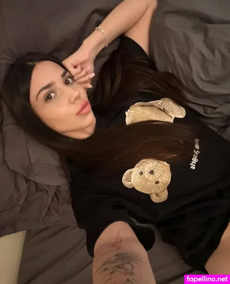 Michellerich OnlyFans Thumbnail #0GsqM7VG7E