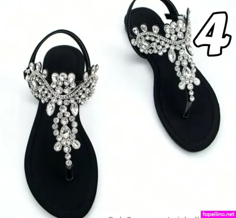 Michelles Soles OnlyFans Thumbnail #Cq8DFXN6z6