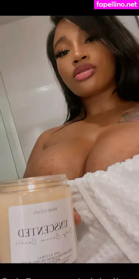 Michellewalker000 OnlyFans Thumbnail #TLzE2lruwm