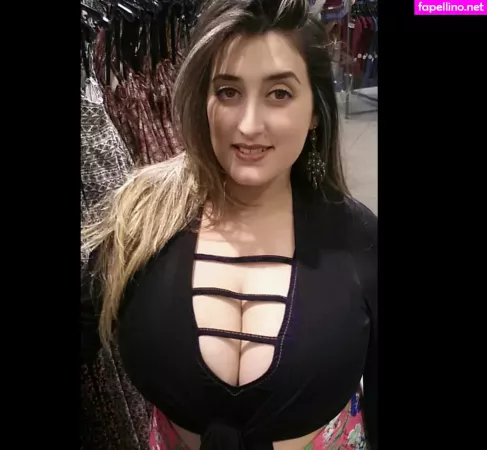Michelly Rebechi OnlyFans Thumbnail #X9upLnYe4O