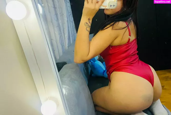 Michelmy OnlyFans Thumbnail #OEeOvT9a1L