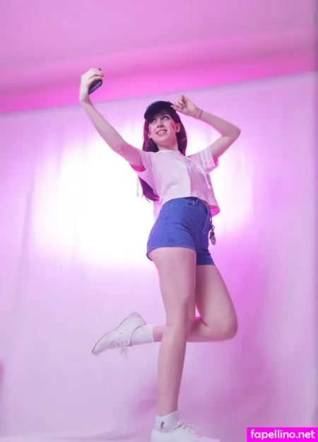 Michi Midnight OnlyFans Thumbnail #1R9Hx7qJ5D