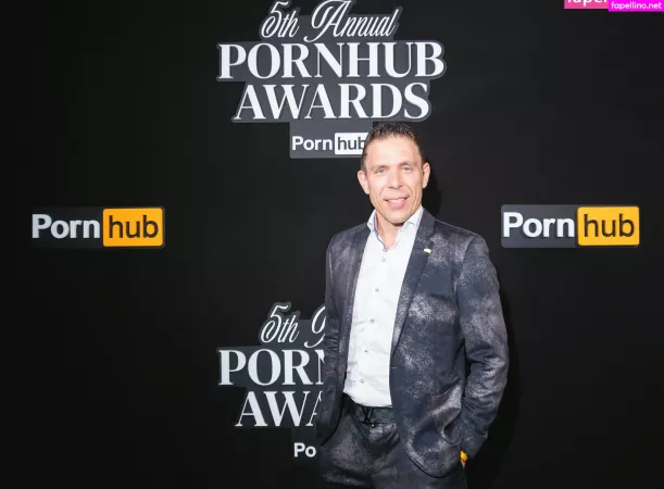 Mickbluexxx OnlyFans Thumbnail #O2y9mYJfcH