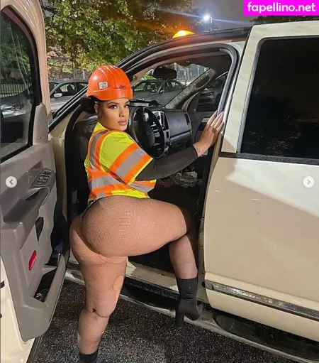 Mickeyymonett OnlyFans Thumbnail #iC3dztUZXj