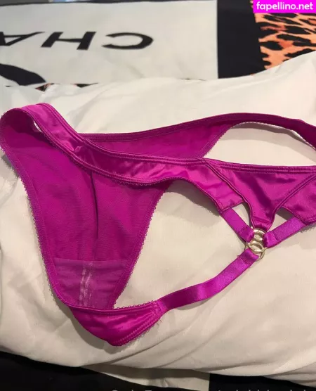 Mickidaniels OnlyFans Thumbnail #D3dYzOOyWP