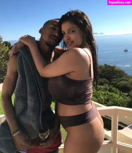 Mickyla Goslett OnlyFans Thumbnail #YyeEbx5arD