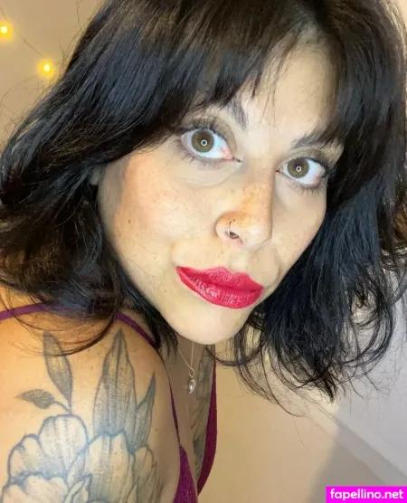 Micnaa OnlyFans Thumbnail #XeocnXdxLy