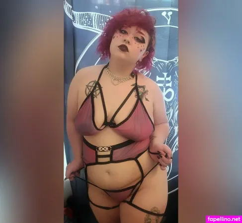 Midnamoth OnlyFans Thumbnail #1aOfhGCRzL