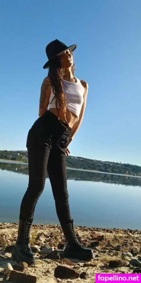 Midnight Canvas OnlyFans Thumbnail #u5F2rljck0