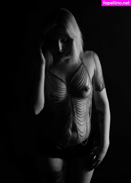 Midnight Mary OnlyFans Thumbnail #9JP7jW0h4u