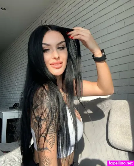 Midnight Rosa OnlyFans Thumbnail #69p5M7buH2