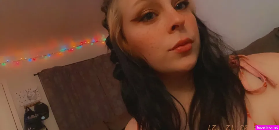 Midnightkitten69 OnlyFans Thumbnail #v4VSnkbltP