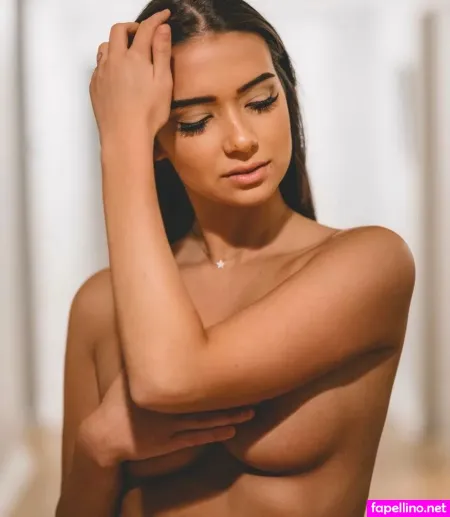 Midori Grabowski OnlyFans Thumbnail #rAA4OnajiM