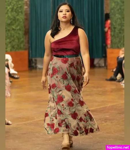 Midsizeasianqueen OnlyFans Thumbnail #1KdzviFVYI