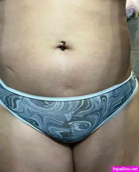 Midwest Bikini Wife OnlyFans Thumbnail #ySbXJAmXXA