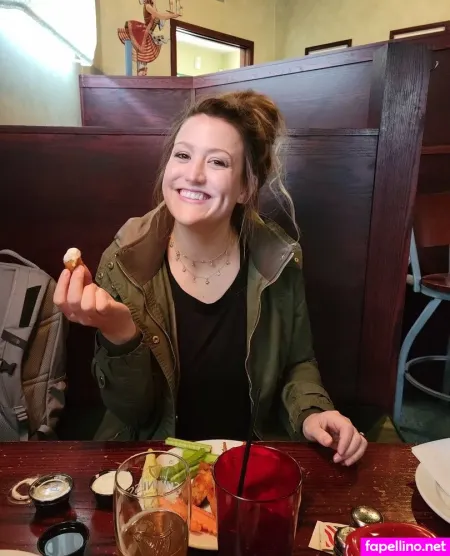 Midwest Honey OnlyFans Thumbnail #54pnsy6uC2