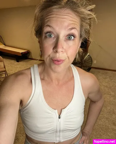 Midwestbetty OnlyFans Thumbnail #euFspjxeO3