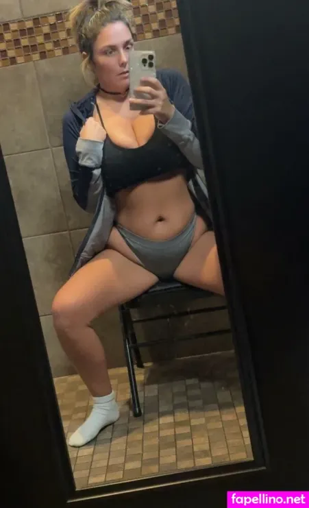 Midwesthottie OnlyFans Thumbnail #YKJpeD5yOO