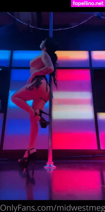 Midwestmeganfoxx OnlyFans Thumbnail #GL7HDoFhqP