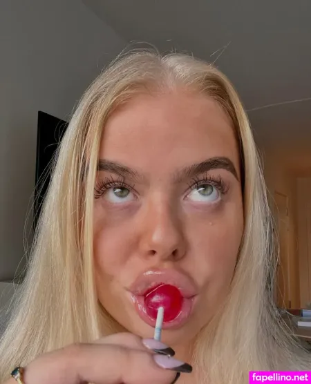 Mie Keller OnlyFans Thumbnail #qfuI5qzElx