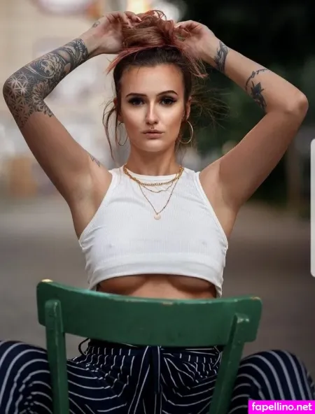 Mieetzcheen 1 OnlyFans Thumbnail #fGwSo11x0Y