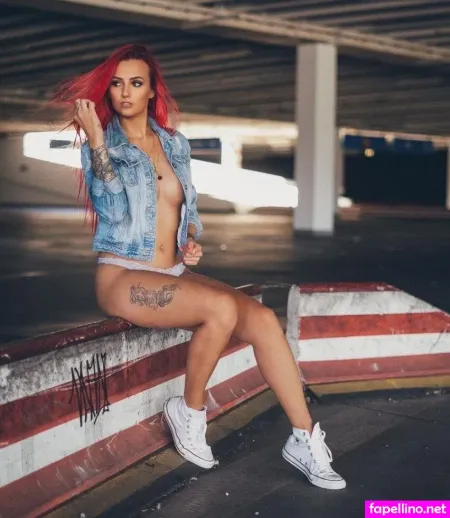 Mieetzcheen 1 OnlyFans Thumbnail #tJ75zsvpaH