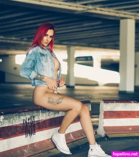 Mieetzcheen 1 OnlyFans Thumbnail #vcs1zh4Xtp