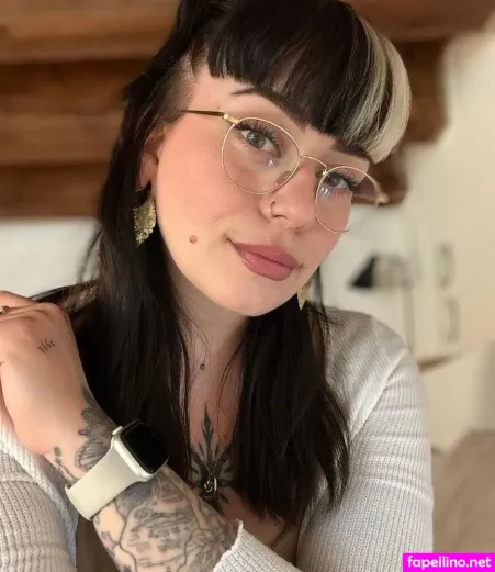 Miezekatz Caro OnlyFans Thumbnail #3B8Jp08uyP