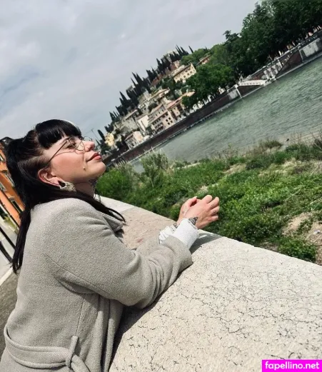 Miezekatz Caro OnlyFans Thumbnail #4EkJ2rE8Y3