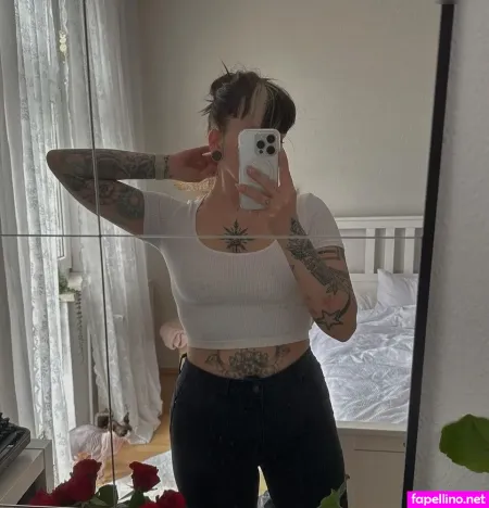 Miezekatz Caro OnlyFans Thumbnail #vXDXLX4E8M