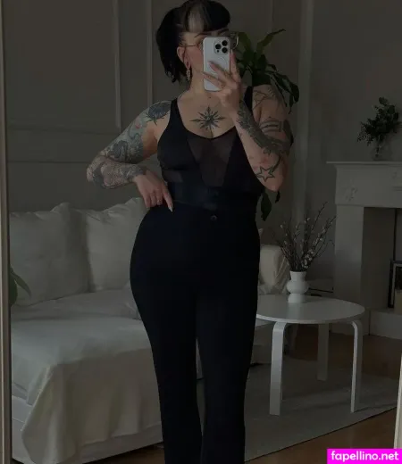 Miezekatz Caro OnlyFans Thumbnail #xrUEHoTki8