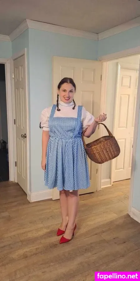 Miflymrsrobinson OnlyFans Thumbnail #RR7UaL6FP8