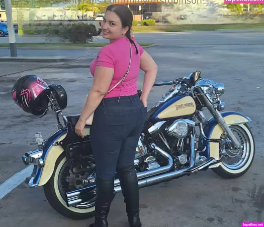 Miflymrsrobinson OnlyFans Thumbnail #ccQBtZ8mGI