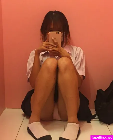 Miguela Gal OnlyFans Thumbnail #gkGcMoUnp2