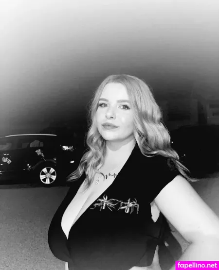 Mihaela Zeli OnlyFans Thumbnail #C7u0ZtY7Z9