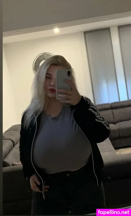 Mihaela Zeli OnlyFans Thumbnail #lzwd6cJnto