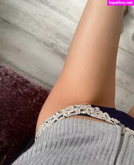 Mihalina Novakovskaya OnlyFans Thumbnail #YldpYgJ9bd