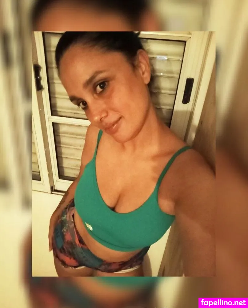 miiaxx4, miiaxx__ Nude Leaked OnlyFans Photo #2PebnxfIyF