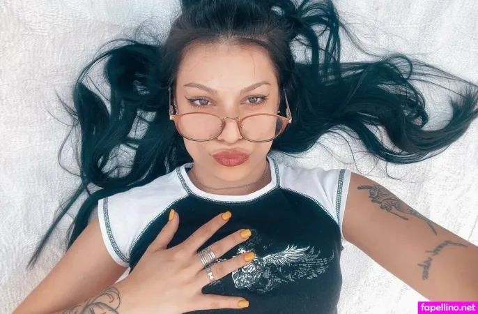 Miiranda OnlyFans Thumbnail #aVK5YBgxYu