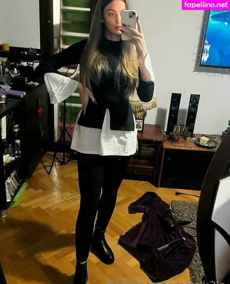 Mik3la OnlyFans Thumbnail #YIyapvISGB