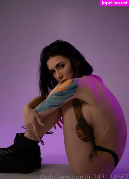 Mika Davis OnlyFans Thumbnail #qYfV6F8Kty